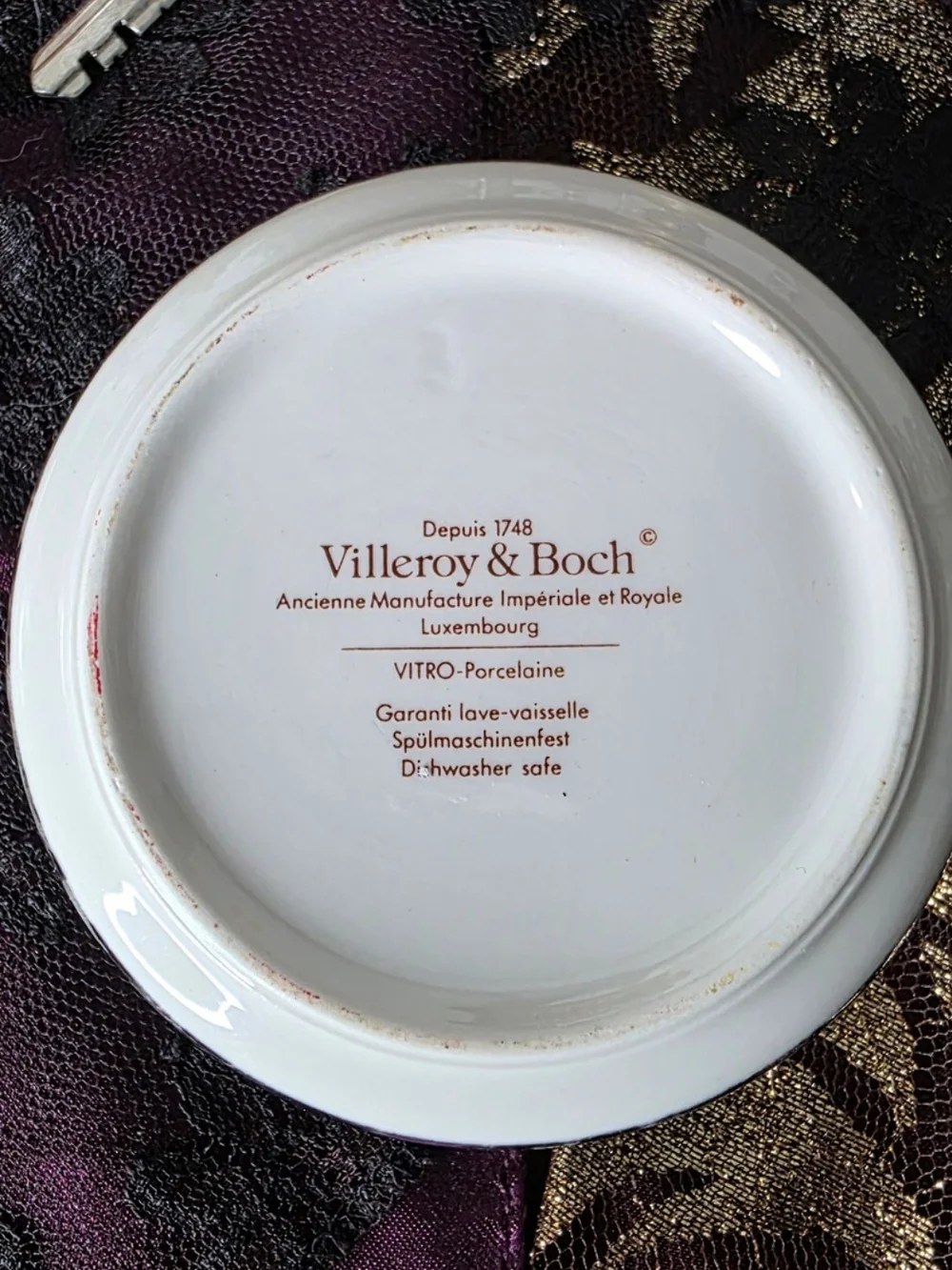 ​Vintage Villeroy & Boch Black Marble Porcelain Trinket Box - Li Pow